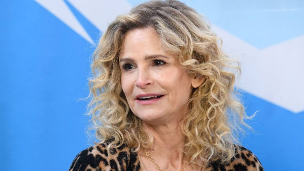 ‘Dramatic’ Kyra Sedgwick apologizes to daughter Sosie for her behavior in relatable footage