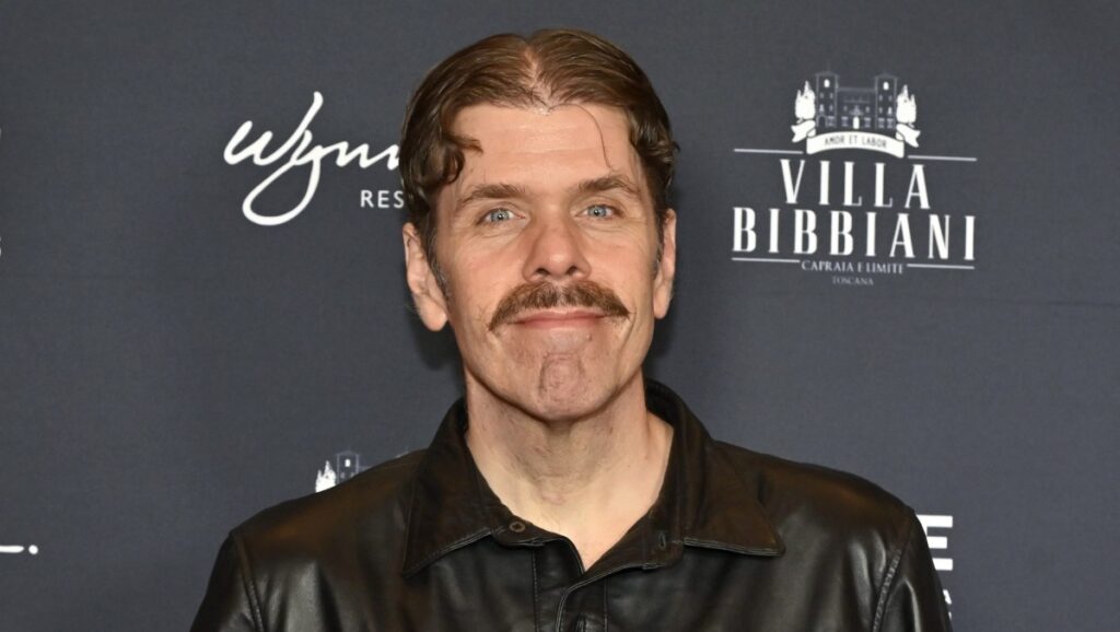 Who Is Perez Hilton? 5 Things to Know About the Celebrity Gossip Blogger