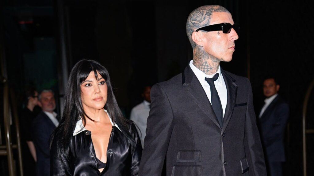 Kourtney Kardashian receives pointed 4-word message from Travis Barker’s ex