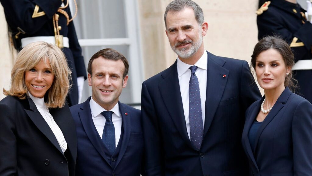 Felipe VI & Letizia Ready Crown Jewels to Host the Macrons Before Sofía’s Paris Move