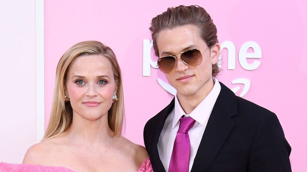 Reese Witherspoon’s handsome son Deacon lands gig in Netflix’s next book-to-screen adaptation