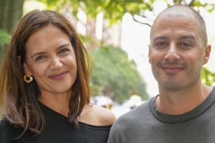 Katie Holmes and Jason Bard Yarmosky make a cool NYFW debut