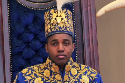 Uganda’s Toro Kingdom buries King Oyo amid secret heir standoff with the Queen Mother