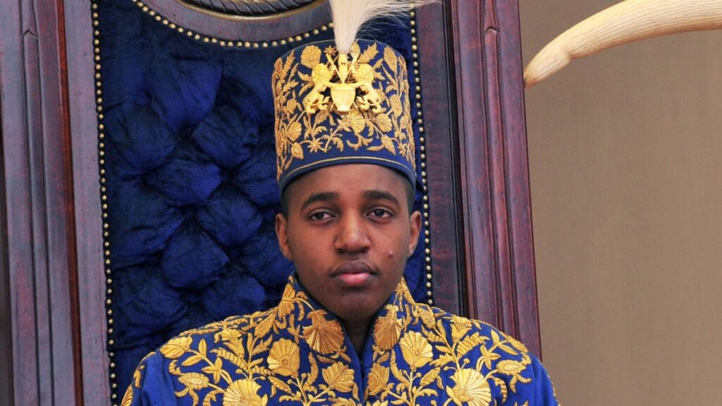 Uganda’s Toro Kingdom buries King Oyo amid secret heir standoff with the Queen Mother
