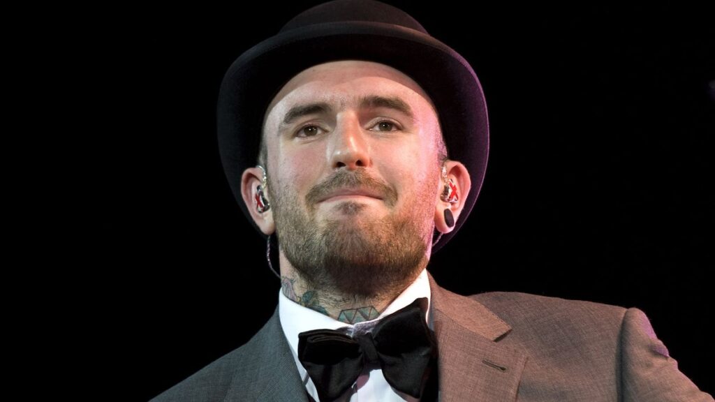 Ben Saunders, original winner of The Voice franchise, dies at 43