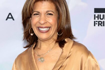 Hoda Kotb sizzles in strapless bikini during beachside family vacation overseas