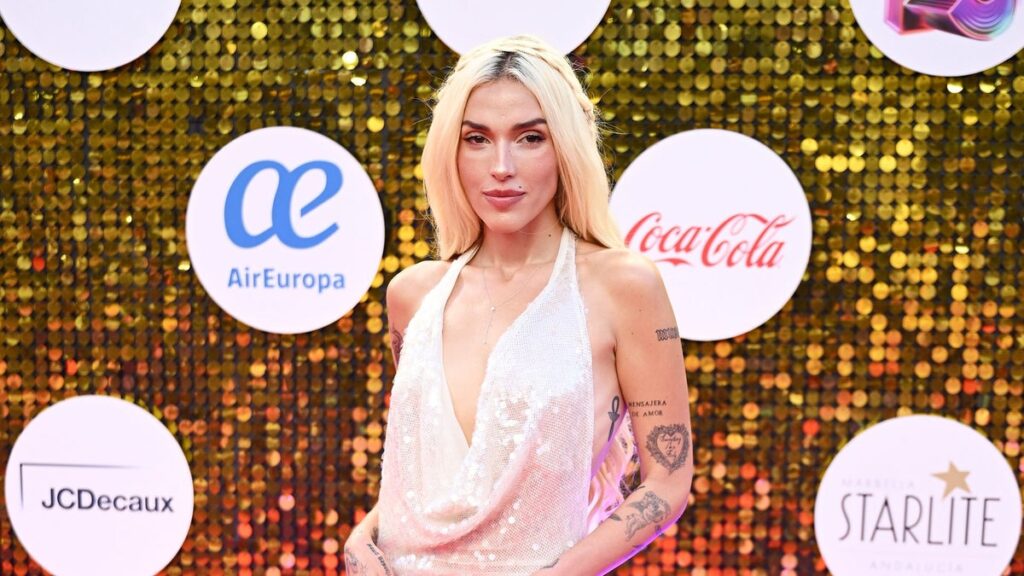 See the night’s most glamorous red carpet looks
