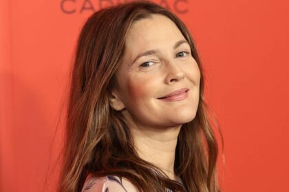 Drew Barrymore, 51, shows off her youthful beauty in new waterside photo: ‘Goodbye summer’