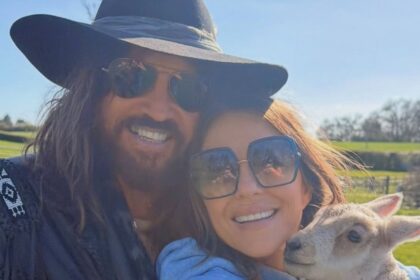 Elizabeth Hurley reveals why she won’t move to the U.S. with Billy Ray Cyrus