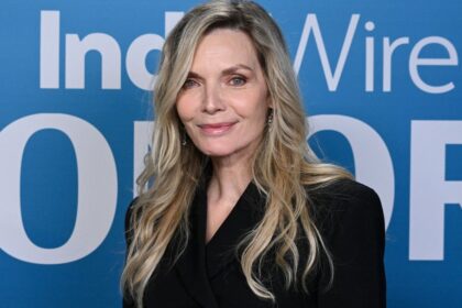 Michelle Pfeiffer clears up retirement rumors after saying she never wants to make another movie