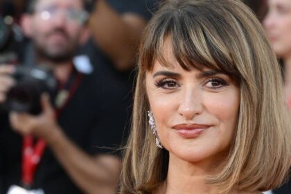 Penélope Cruz’s tears almost eclipse striking appearance in red-hot gown