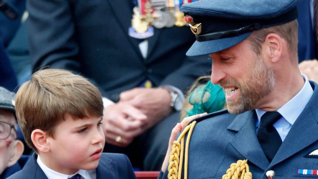 Prince William has the best response to Prince Louis’ ‘moody’ reaction