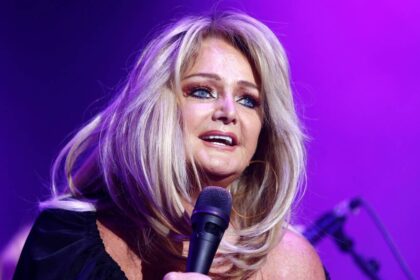 Bonnie Tyler fans pay respect as singer is returned home ahead of ‘celebration of life’