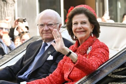 Queen Silvia of Sweden, 82, climbs a firefighting plane battling Belgium’s worst wildfire on record
