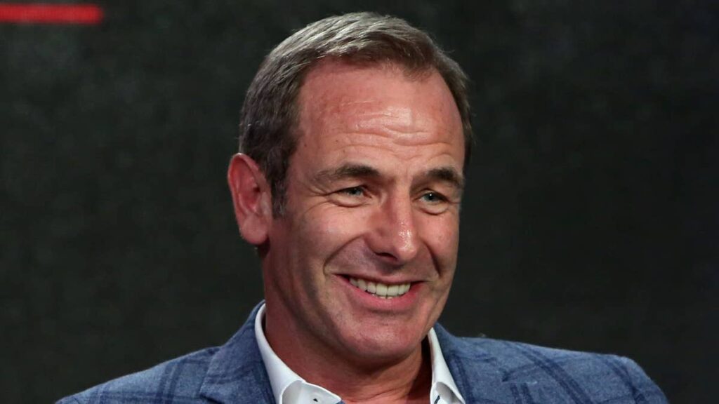 Robson Green says ‘watch this space’ as he shares exciting news