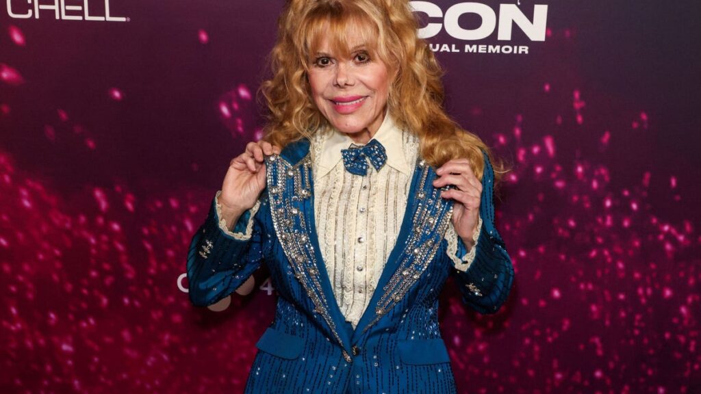 Charo amazes her TikTok followers with ‘favorite exercise’ clip
