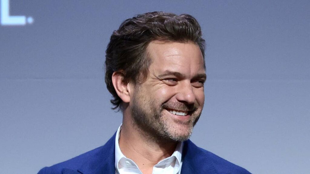 Joshua Jackson, 48, debuts bold new hairstyle on ‘amazing’ trip with daughter as fans all say the same thing