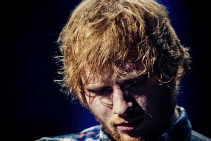 Ed Sheeran weeps on stage in emotional apology: ‘I’m so, so, sorry’
