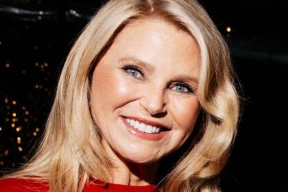 Christie Brinkley, 72, looks ageless alongside lookalike daughter Sailor at A-list Hamptons dinner