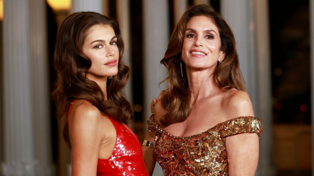 Kaia Gerber says she ‘wishes’ she looked like mom Cindy Crawford