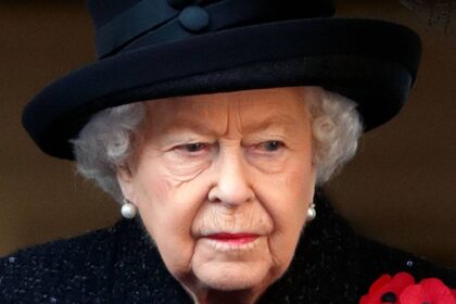 Queen Elizabeth II’s incredibly strict dress code at family gatherings