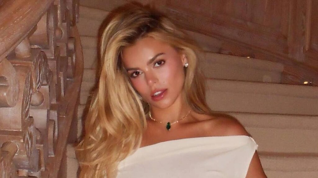 Baywatch star Brooks Nader stuns in risqué swimsuit amid sun-soaked getaway