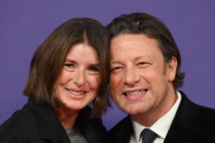 Jamie and Jools Oliver look unrecognisable in incredible throwback as they’re compared to unlikely famous couple
