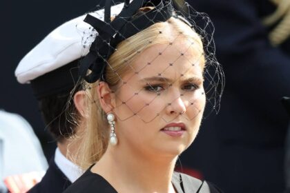 Princess Amalia borrows 3 designer items from mother Queen Máxima’s wardrobe for King Harald’s funeral