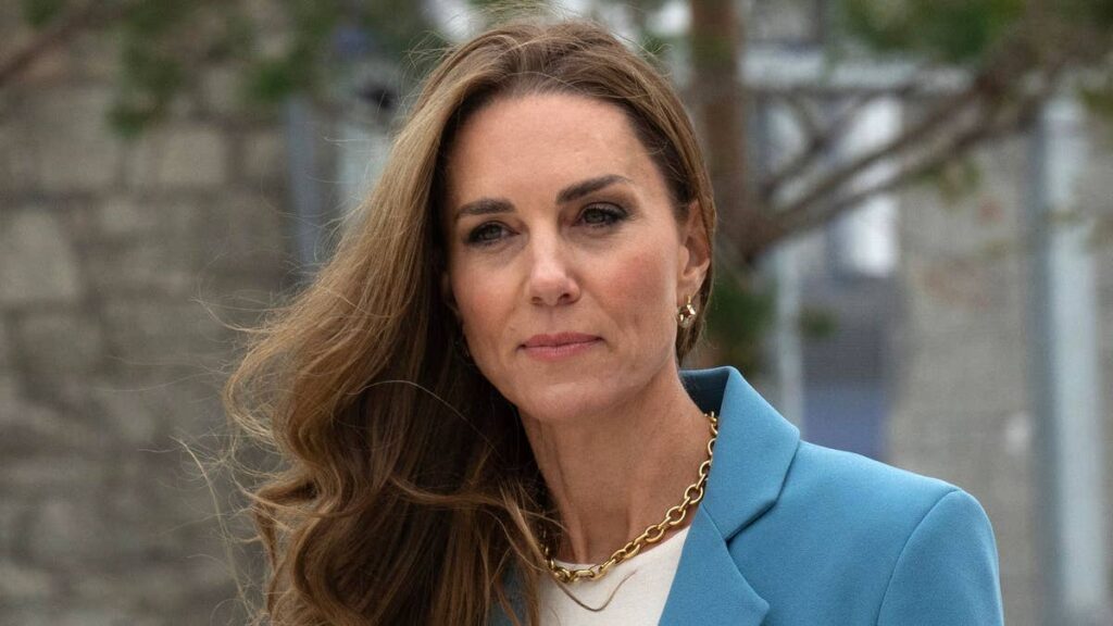 Kate Middleton subtly introduces her ‘future queen’ wardrobe – and inspires £1.9k coat