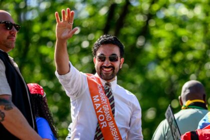NYC Mayor Mamdani gets a Mexican welcome at Brooklyn parade