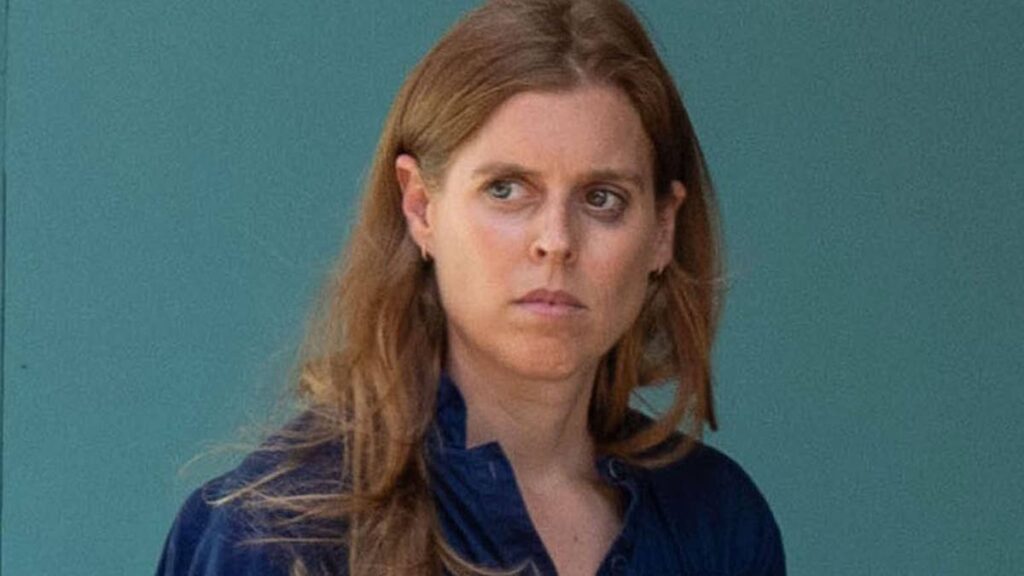 Princess Beatrice’s under-the-radar shopping trip in cinched sundress and £50 Zara shoes