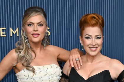 The Parent Trap stars Lisa Ann Walter and Elaine Hendrix reunite on star-studded Emmys red carpet 28 years after hit film