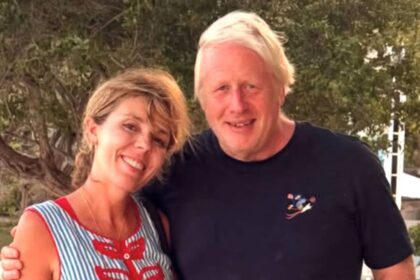 Carrie Johnson showcases rock-hard abs in tiny bikini on family getaway