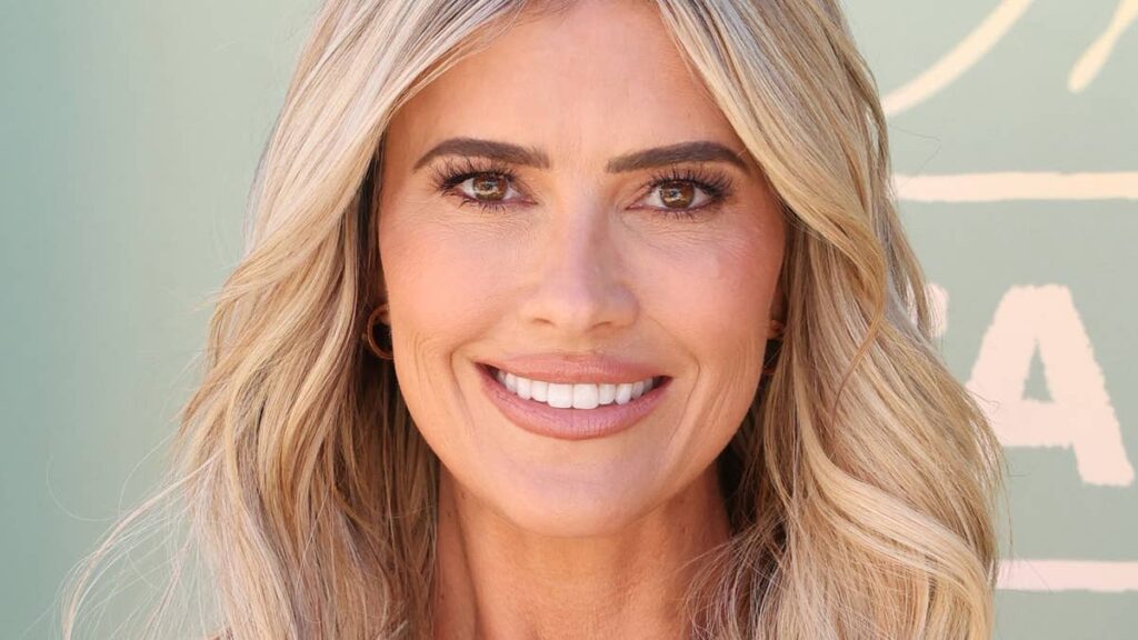 Christina Haack shares unseen baby bump photo from the beach in nostalgic tribute to lookalike teen daughter