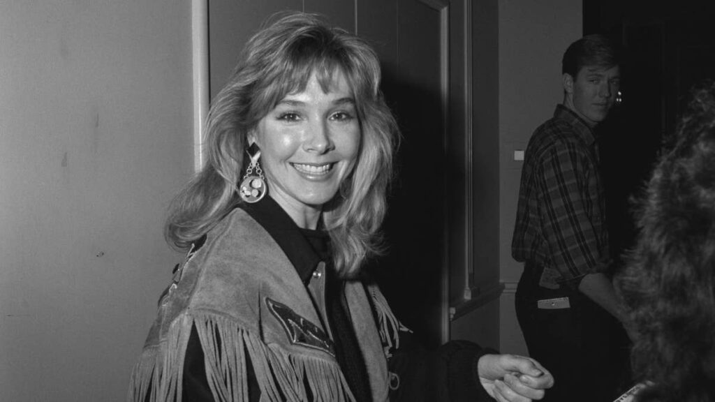 What happened to Patrick Swayze’s original Dirty Dancing partner Cynthia Rhodes after she completely quit Hollywood