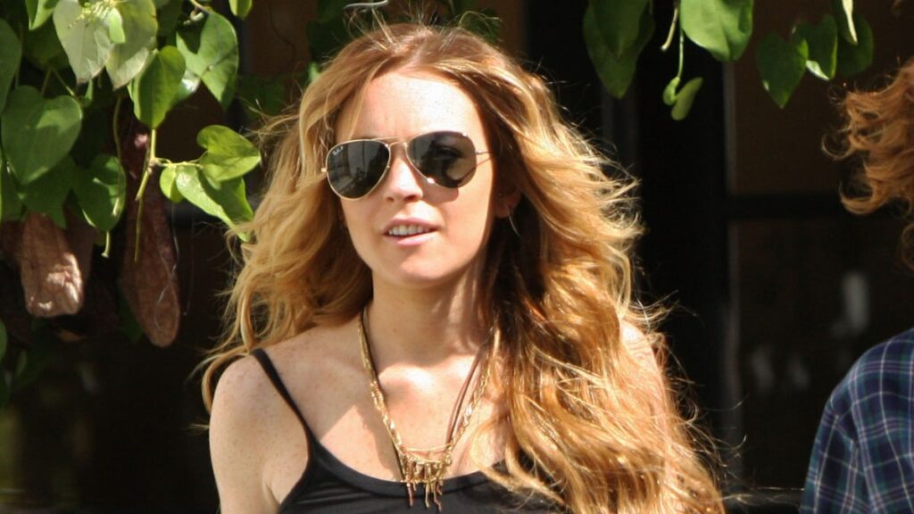 Lindsay Lohan Brings Back Her Signature Red Hair