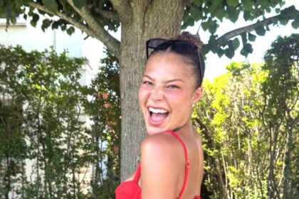 Michael Strahan’s daughter Isabella looks like a goddess in tiny bikinis on sunny beach getaway