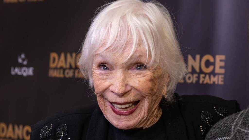 ‘Living legend’ Shirley MacLaine, 92, makes very rare announcement that sparks big reaction from fans