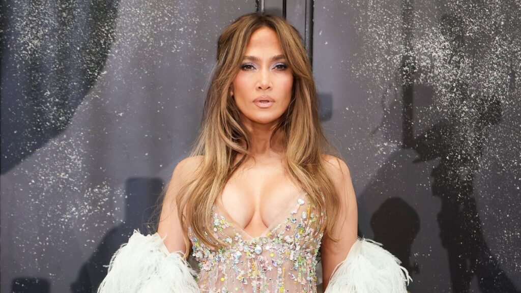 Jennifer Lopez, 57, shows off her incredible figure in curve-hugging post-workout look