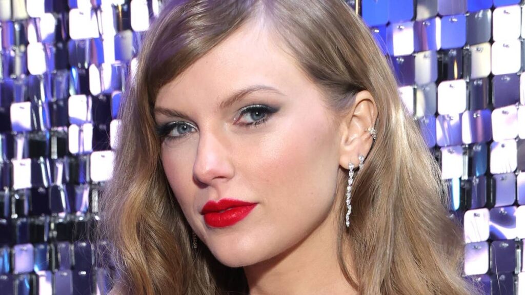 A psychologist reveals what your go-to lipstick shade says about your personality