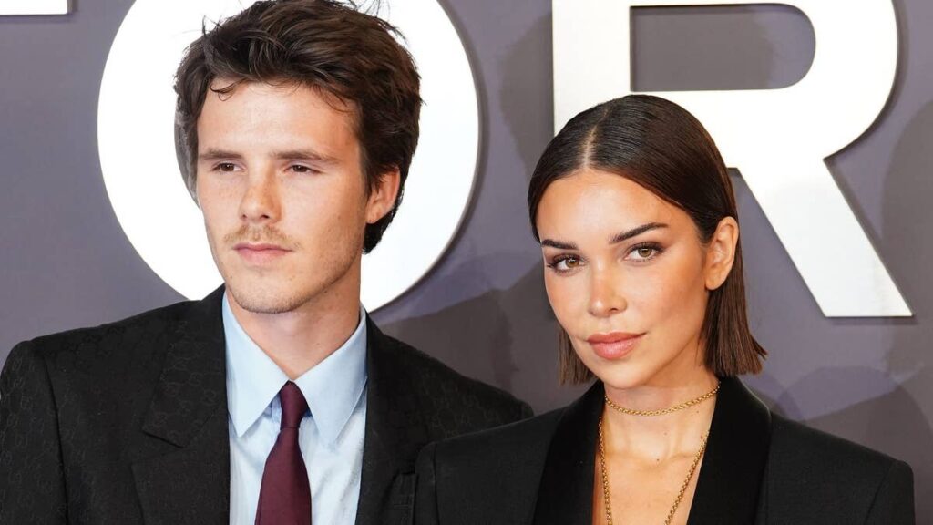 Cruz Beckham shares cheeky PDA pic with girlfriend Jackie Apostel as couple get glam for night out