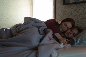 ECHO VALLEY, from top: Julianne Moore, Sydney Sweeney, 2025. ph: Atsushi Nishijima / © Apple TV+ / Courtesy Everett Collection