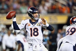 SANTA CLARA, CA - FEBRUARY 07:  Quarterback Peyton Manning #18 of the Denver Broncos looks to pass while playing against the Carolina Panthers during Super Bowl 50 at Levi's Stadium on February 7, 2016 in Santa Clara, California.  (Photo by Ronald Martinez/Getty Images)
